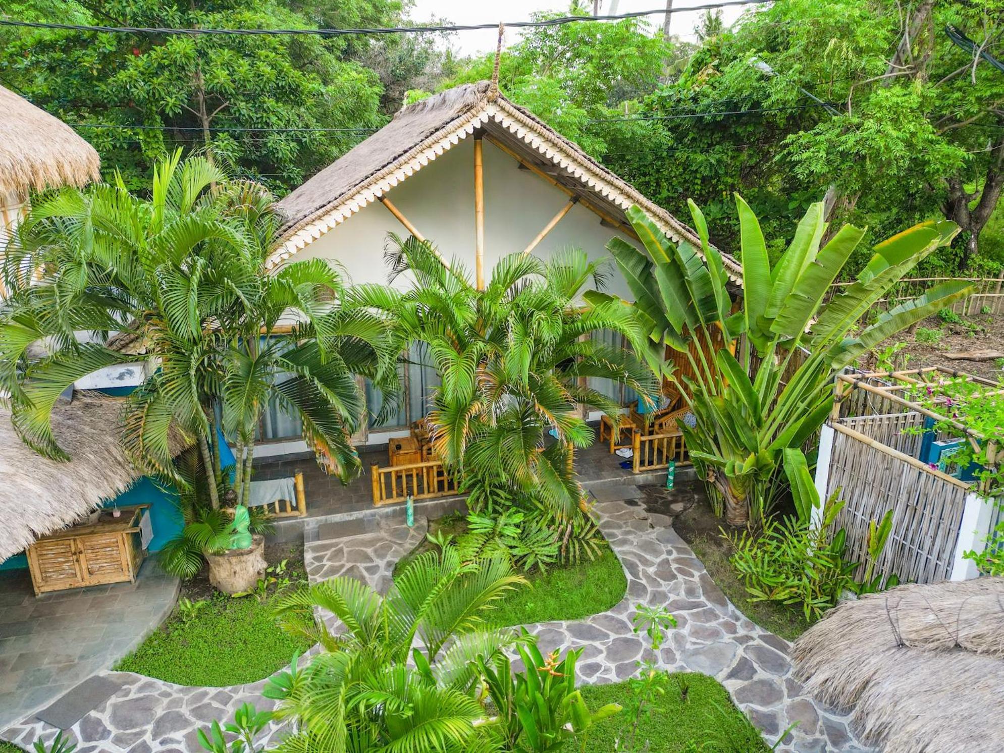 ホテル Gili Matiki ギリ・アイル エクステリア 写真